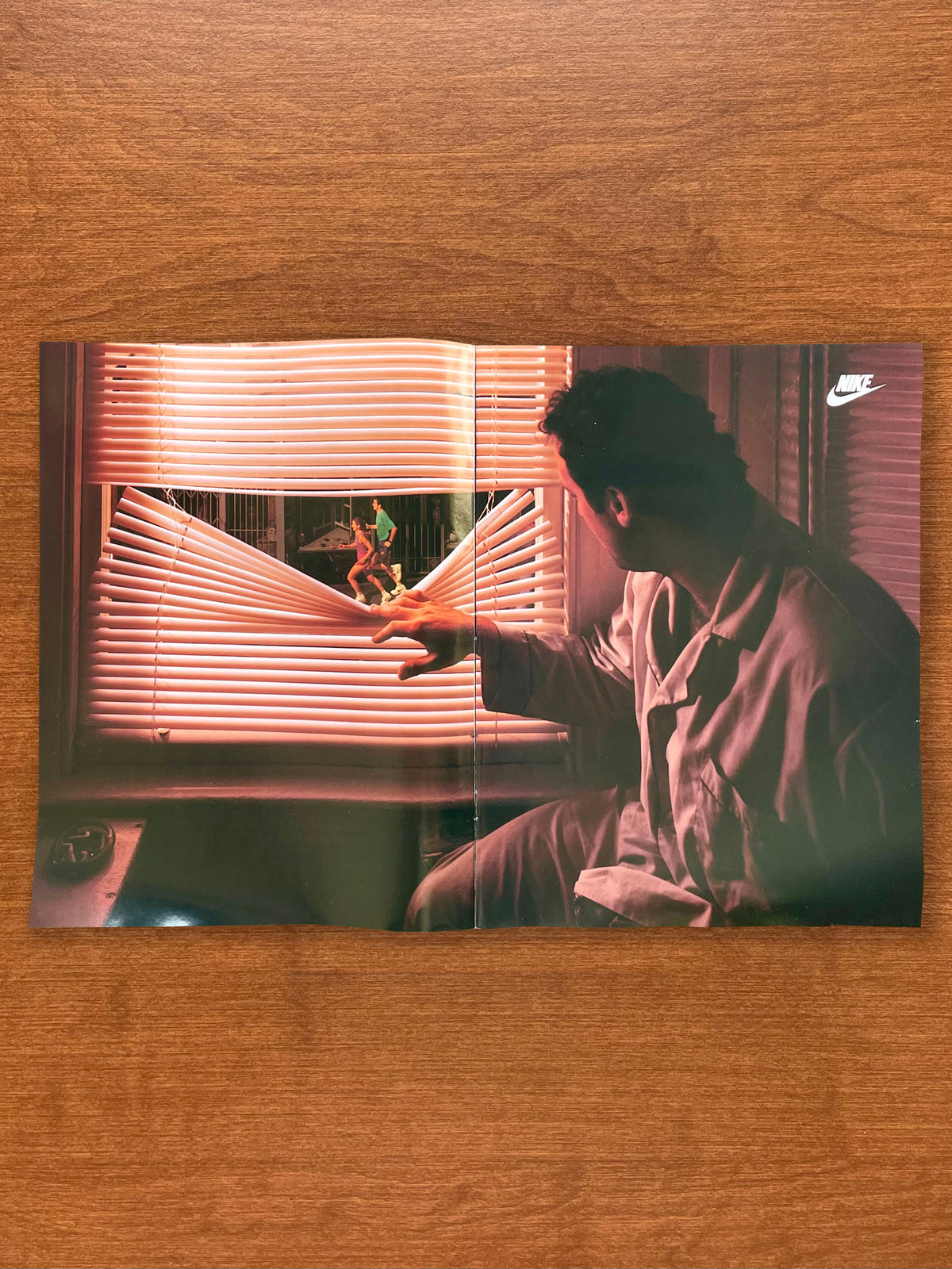 1993 Nike Running "looking through blinds" Advertisement