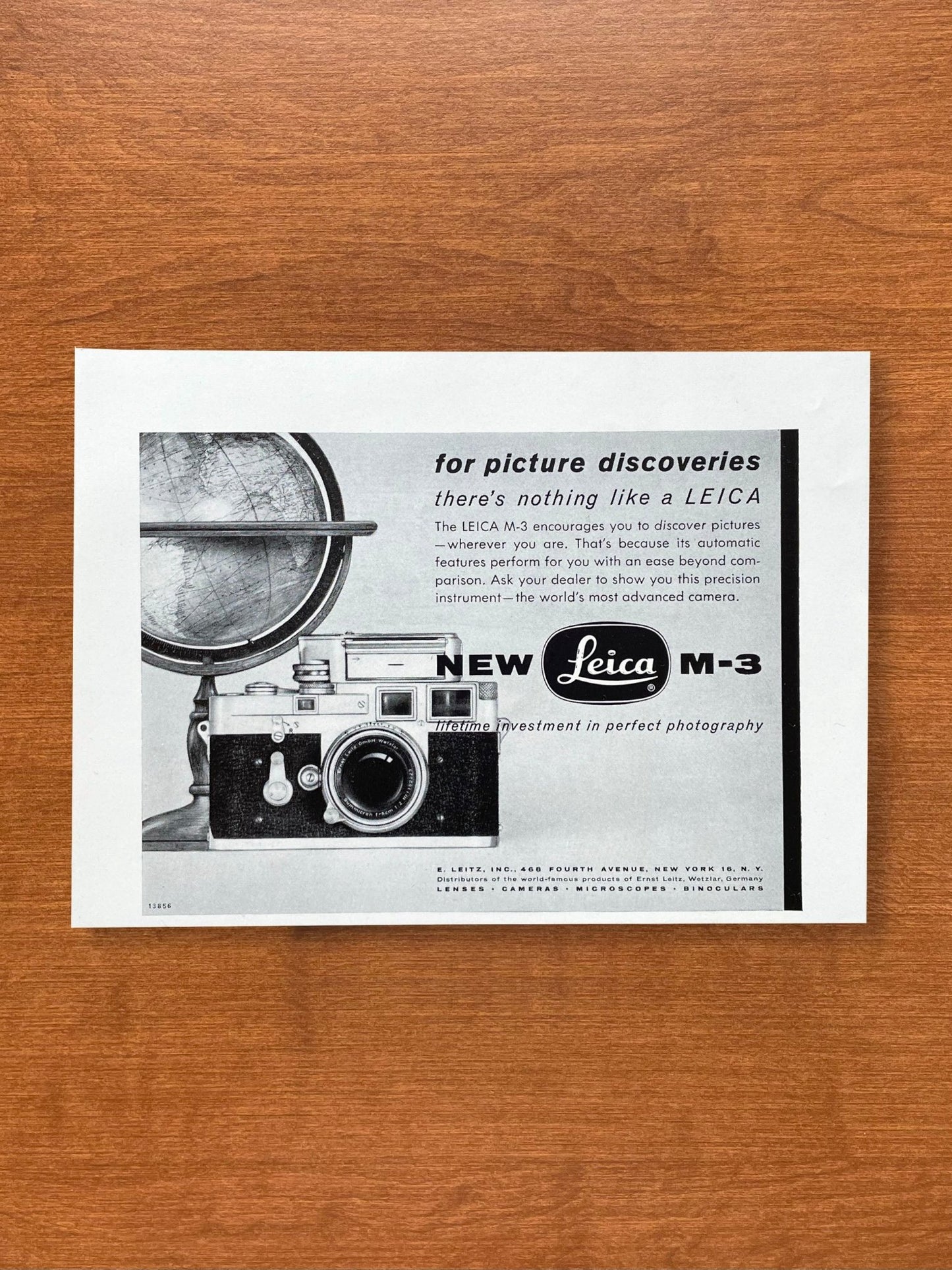 1956 Vintage Leica M3 "for picture discoveries" Advertisement